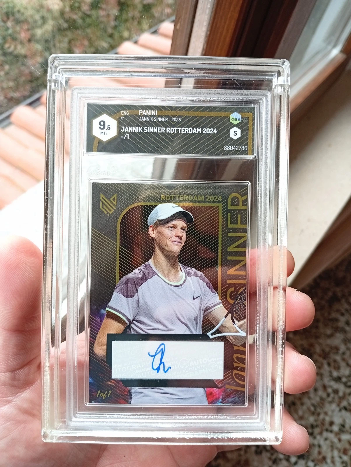 2025 Panini Jannik Sinner Official 1/1 Autograph Card – GRAAD 9.5 One of One - Image 4